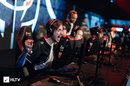 在全球瞩目 在全球瞩目